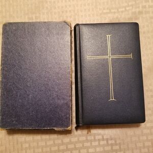 Evangelisches Kirchengesangbuch
Evangelical hymnal Berlin Germany 1951